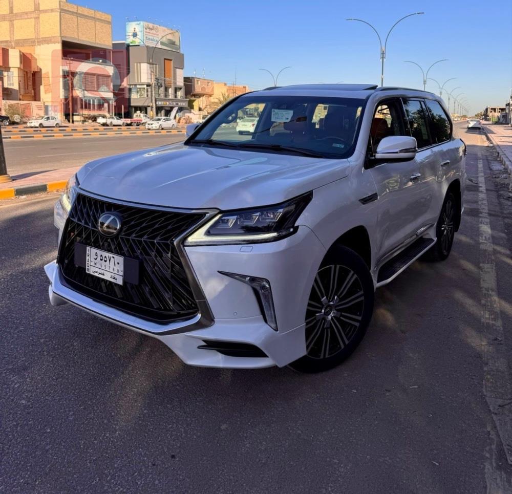 Lexus LX